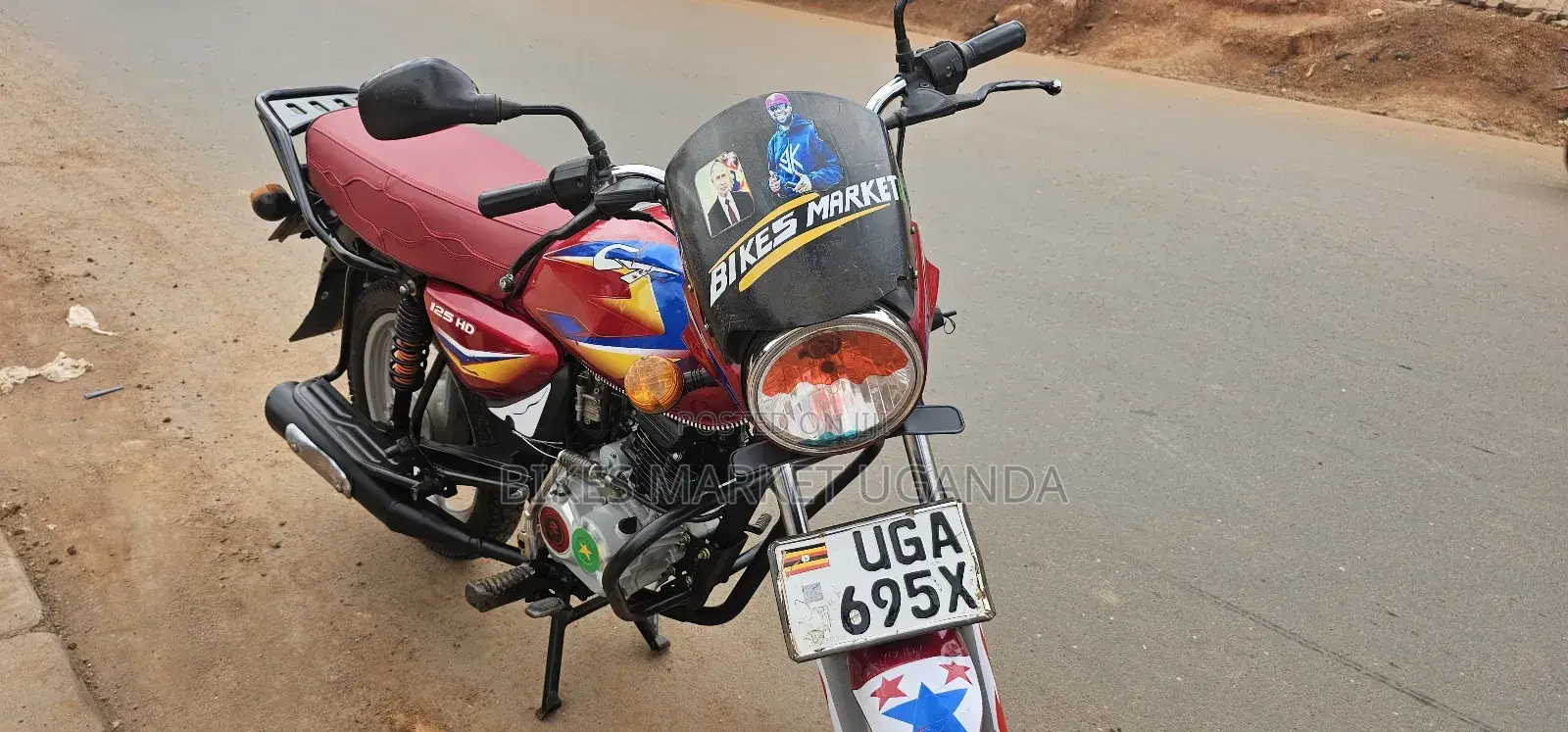 Bajaj Boxer 125 2024 Red