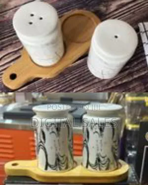 Cakematters Classic Porcelain Salt and Pepper Shakers for Table