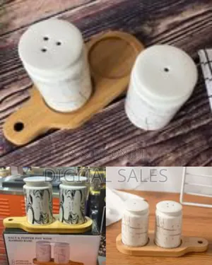Cakematters Classic Porcelain Salt and Pepper Shakers for Table