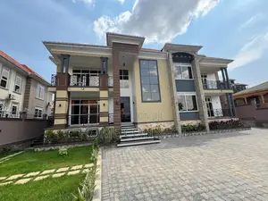 6bdrm Duplex in Muyenga Bukasa Lake, Central Division for sale