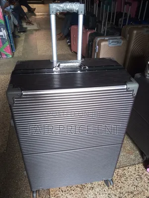 Noble Vip Extra Large Aluminium Plastic Suitcase. Extra Large.(Gray).