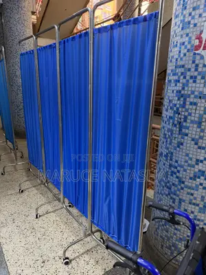 Four Panel Medical High Quality Ward Screens