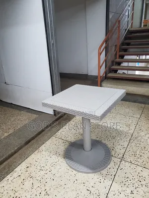 Plastic Tables Plastic Tables (Hotel,Bar,Restaurant)