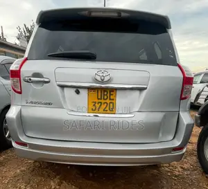 Toyota Vanguard 2008 Silver