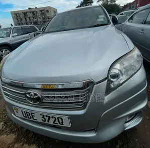 Toyota Vanguard 2008 Silver