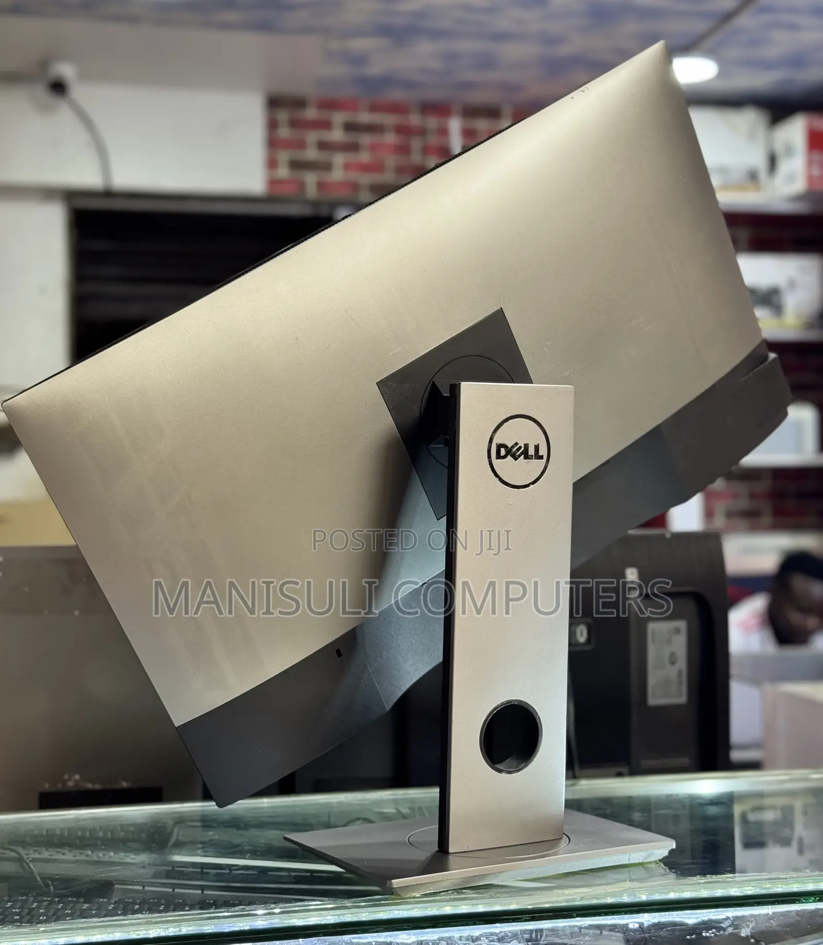 Dell 27.9 Inch Screen Ips Type C Hdmi Dp