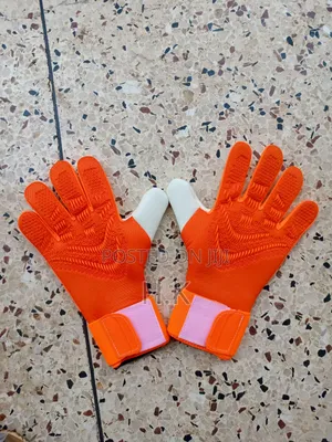 Soccer Goalkeeper Gloves