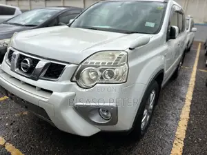 Nissan X-Trail 2.0 Petrol XE 2012 White