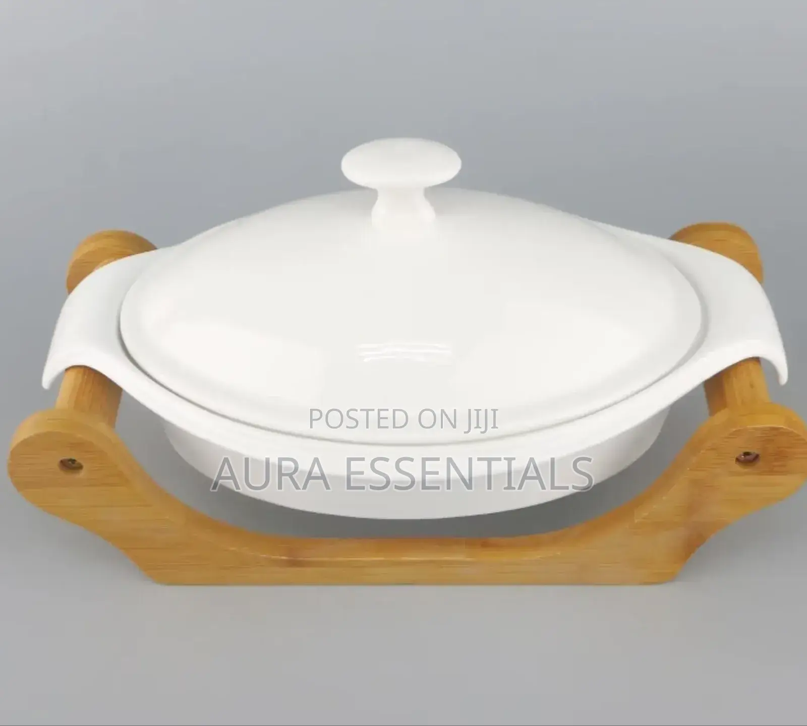 White Ceramic Casserole Dish With A Lid