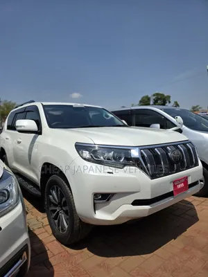 Toyota Land Cruiser Prado 2.8 2017 Pearl