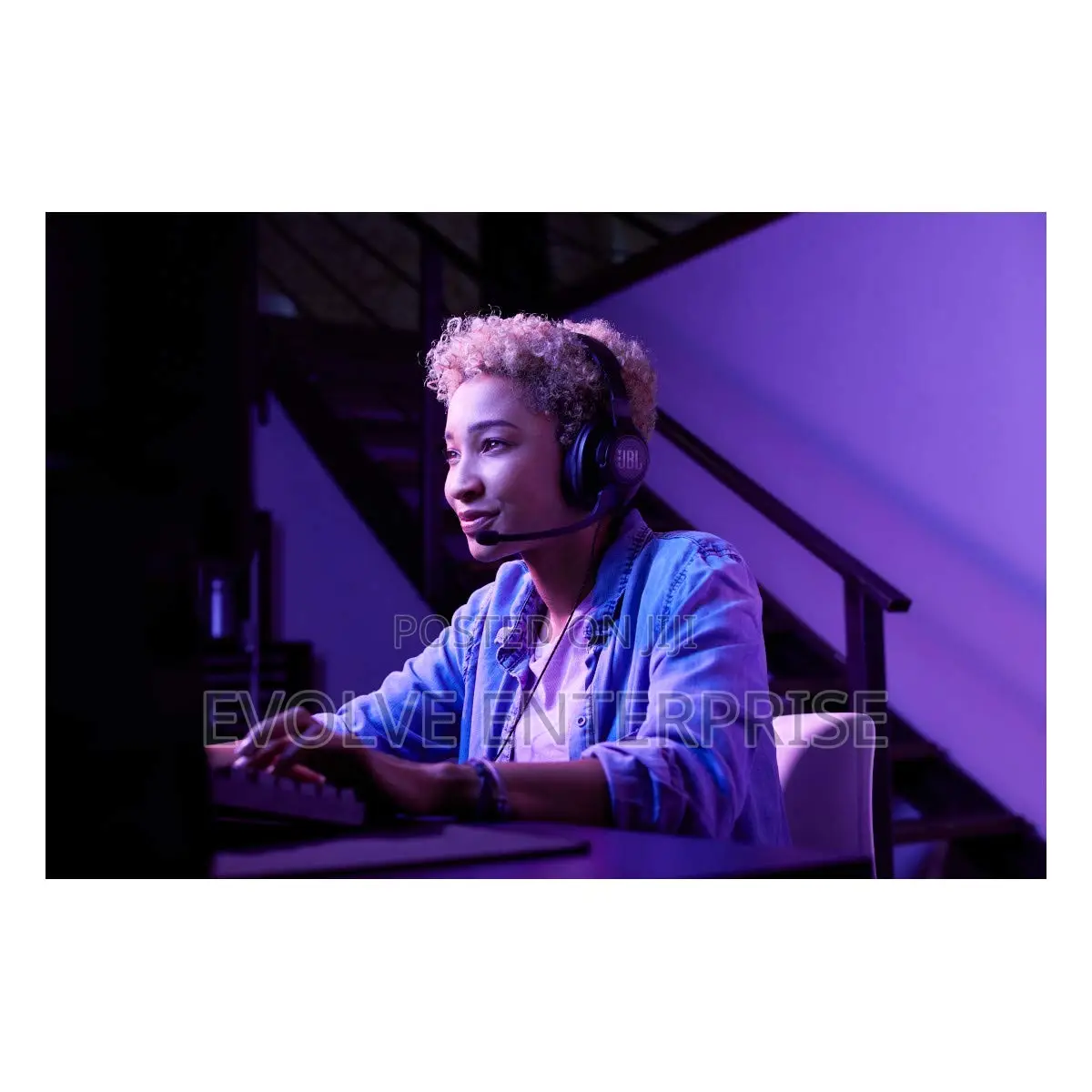 JBL Quantum 300 - Wired Over-Ear Gaming Headphones