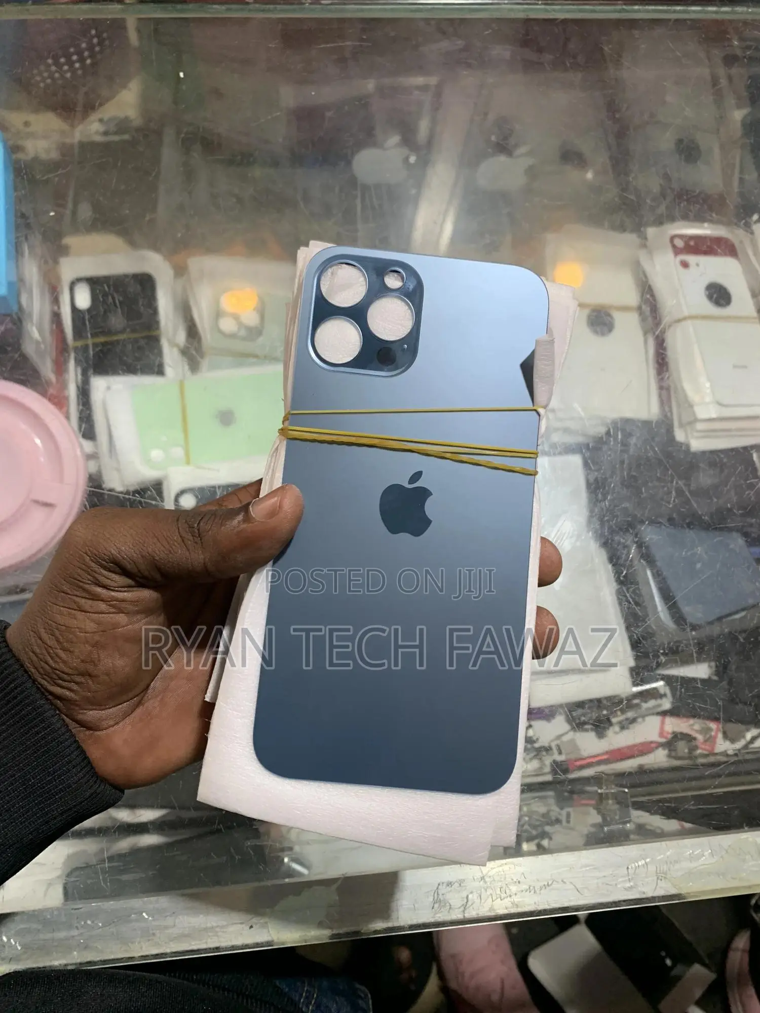 iPhone Back Glass Cutting Replacement, iPhone Repair