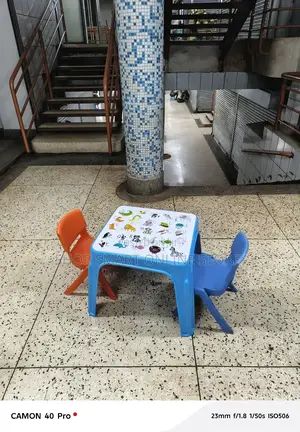 Reading Plastic Kids Table and 2 Chairs