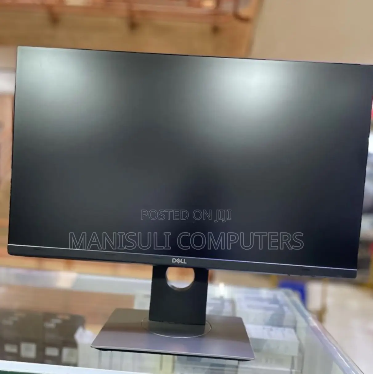 Dell 23 Inch Screen Ips Hdmi Dp Div Vga Usb 3.0 Ultra