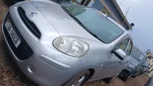 Nissan March 2015 Silver