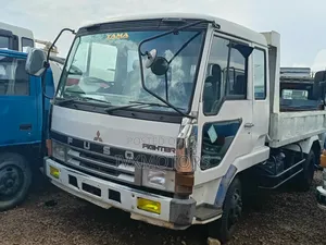 Fuso Fighter Forward