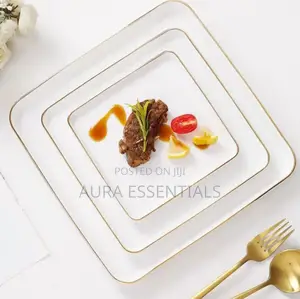 3pcs European-style White Square Plates With A Golden Rim