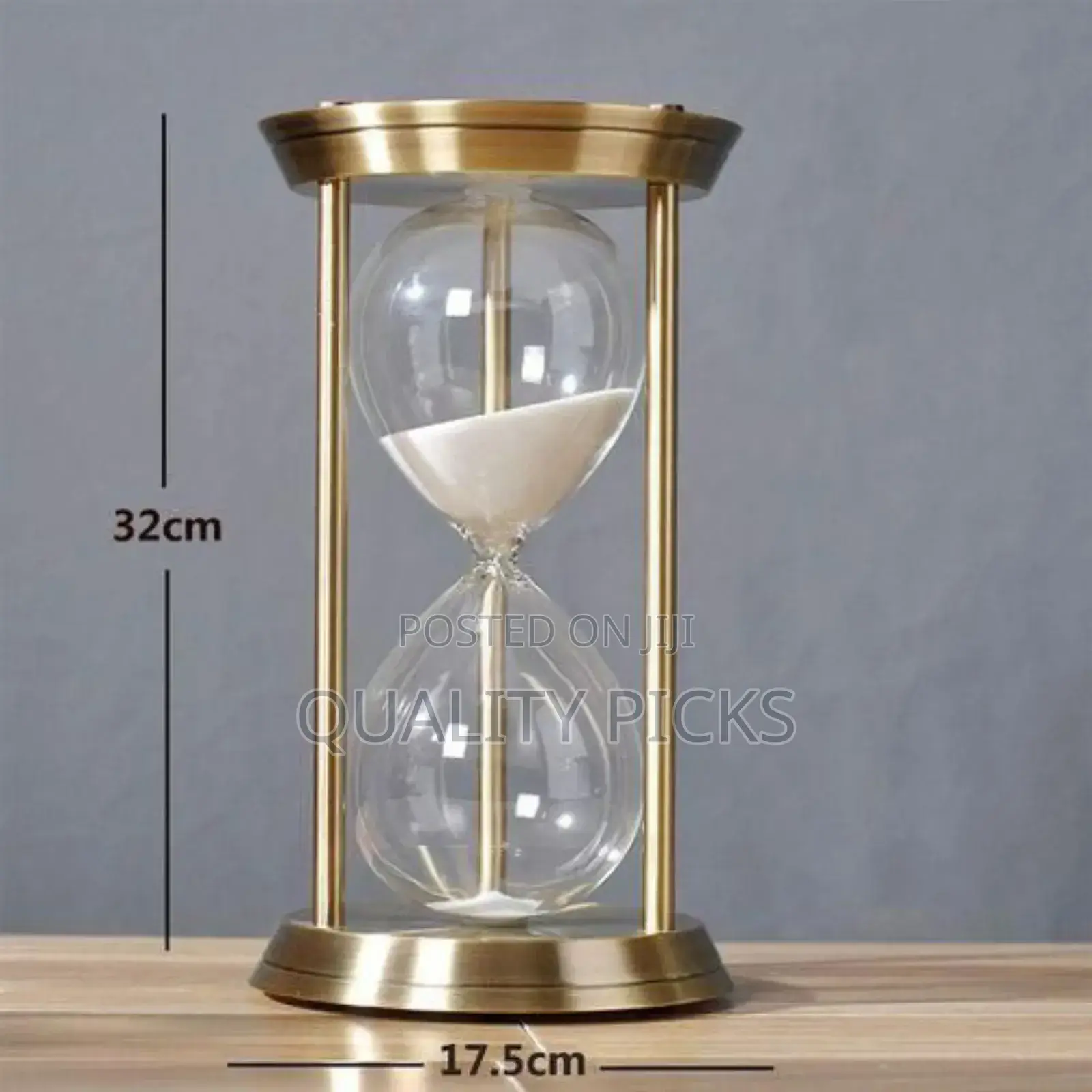 Modern Luxurious Sand Hour Glass.