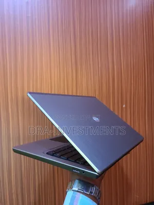 New Laptop HP Folio 13 8GB Intel Core I5 SSD 256GB