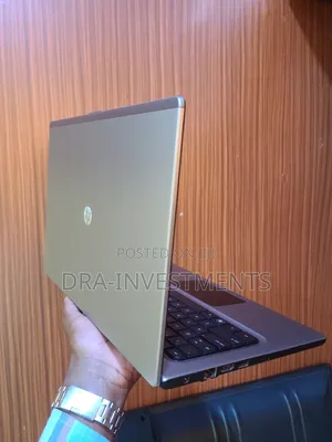 New Laptop HP Folio 13 8GB Intel Core I5 SSD 256GB