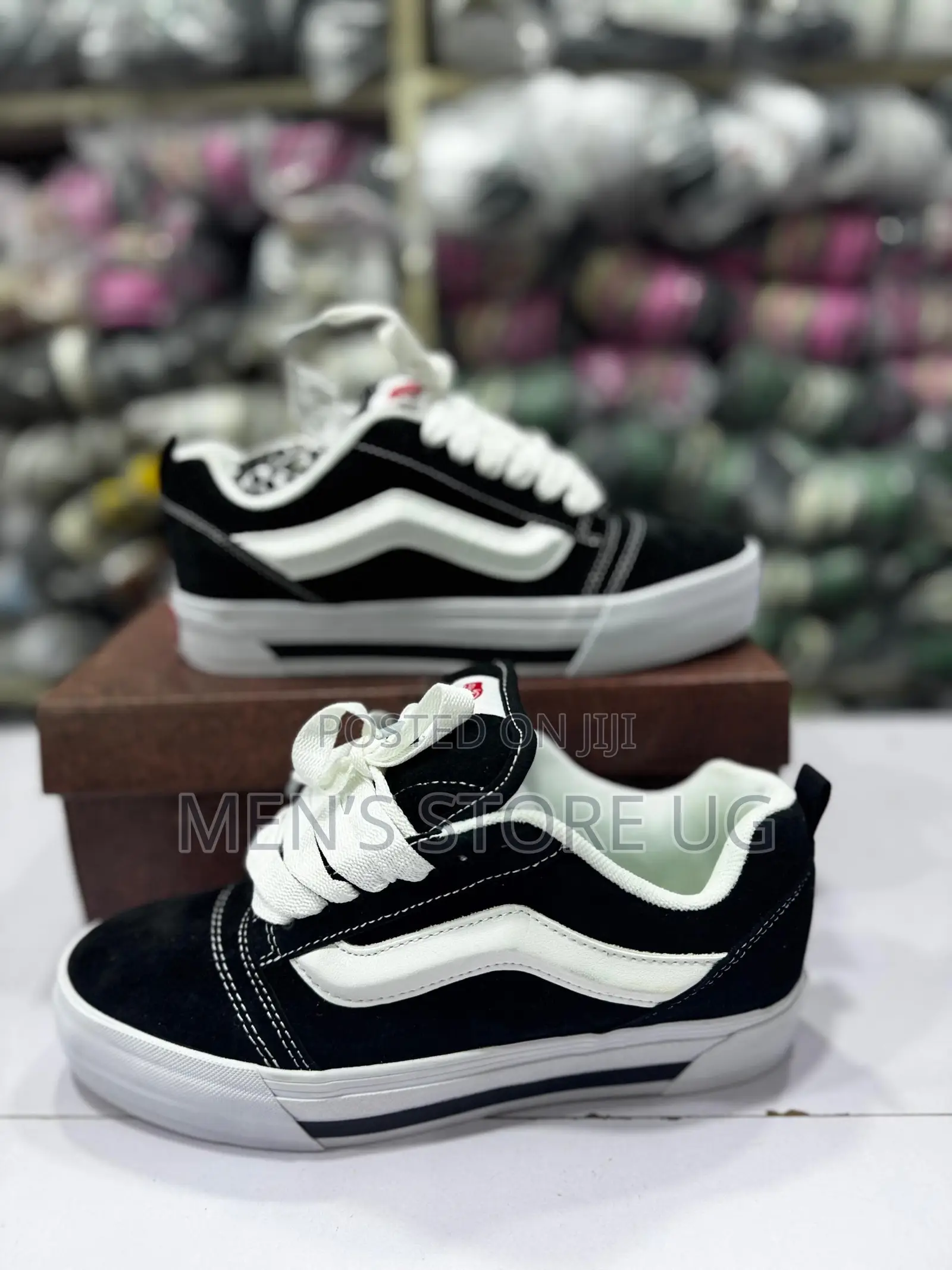 Vans Knu Skool Black and White
