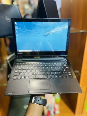 Laptop Toshiba 4GB Intel Celeron HDD 160GB