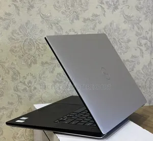 New Laptop Dell Precision 5530 16GB Intel Core I7 SSD 512GB