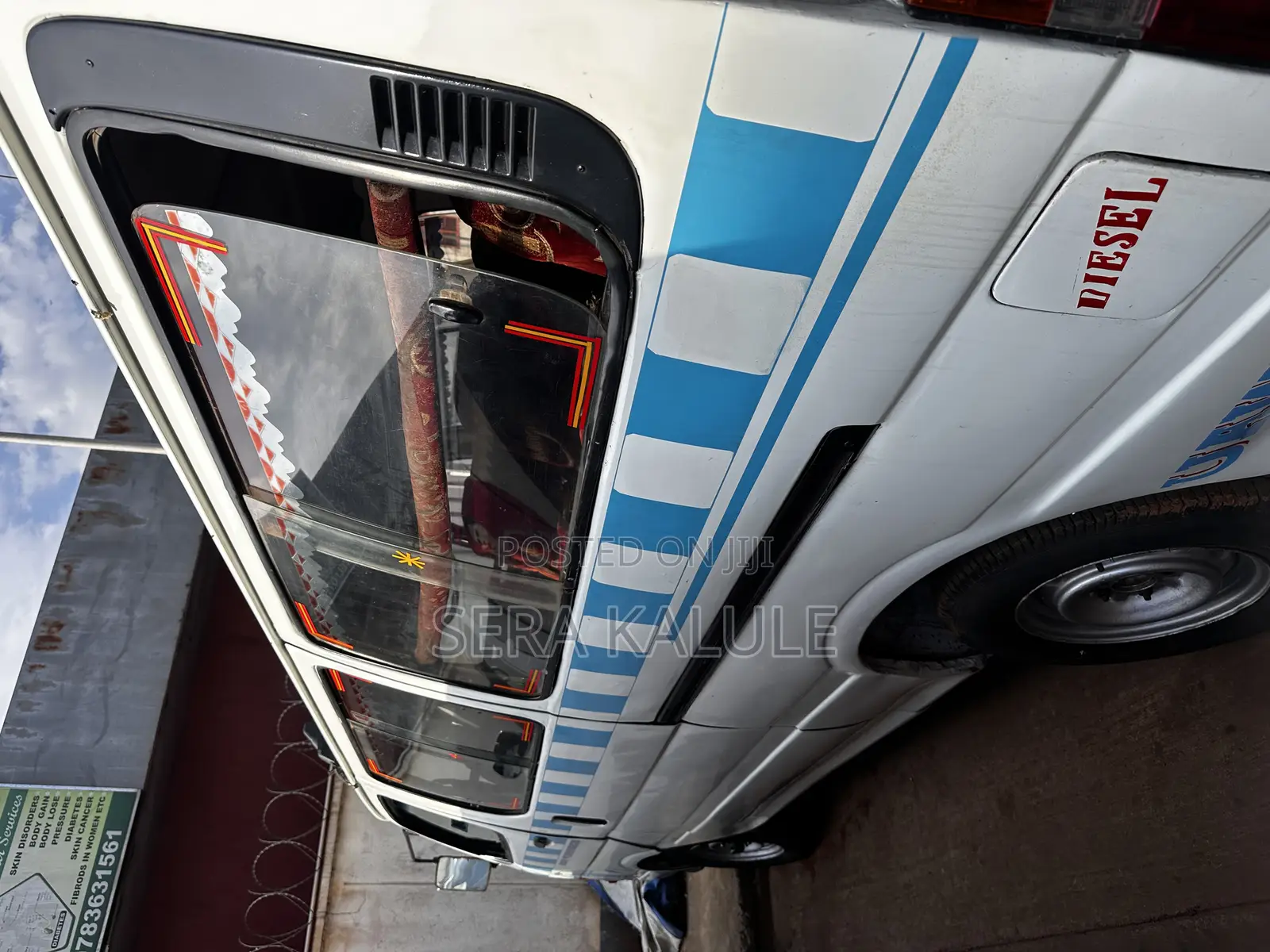 Toyota HiAce 1998 White