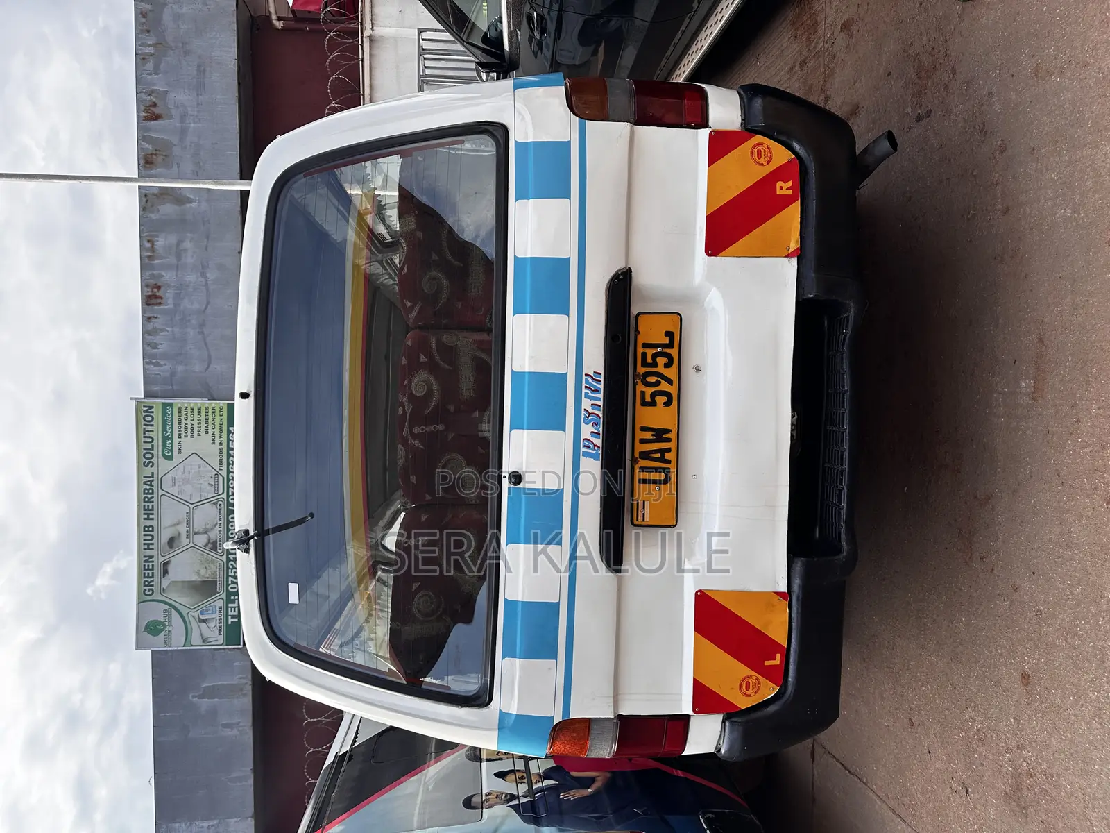 Toyota HiAce 1998 White