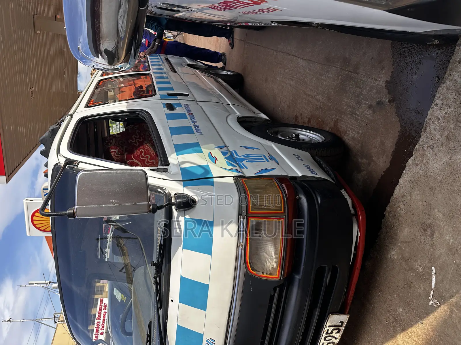 Toyota HiAce 1998 White