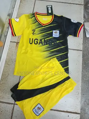Yellow Uganda Crans for Kids