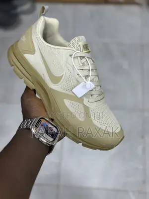 Original Nike Air Zoom Type Light Orewood Brown Running Sneakers