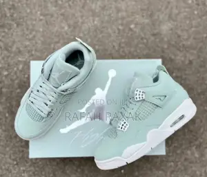 New Nike Air Jordan 4 Retro “Abundance Seafoam” Sneakers