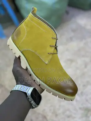 Men’S Classic Yellow Timberland Casual Boot