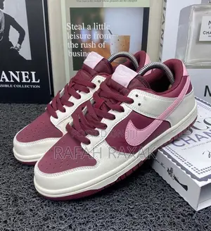 Original Nike Sb Dunk Low “Valentine’S Day 2023” Sneaker