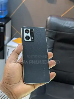 Oppo Reno8 256 GB Black