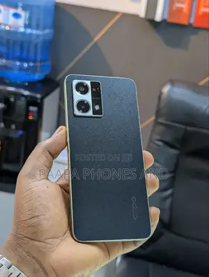 Oppo Reno8 256 GB Black