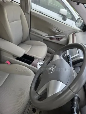 Toyota Premio 2012 White