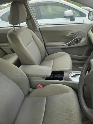 Toyota Premio 2012 White