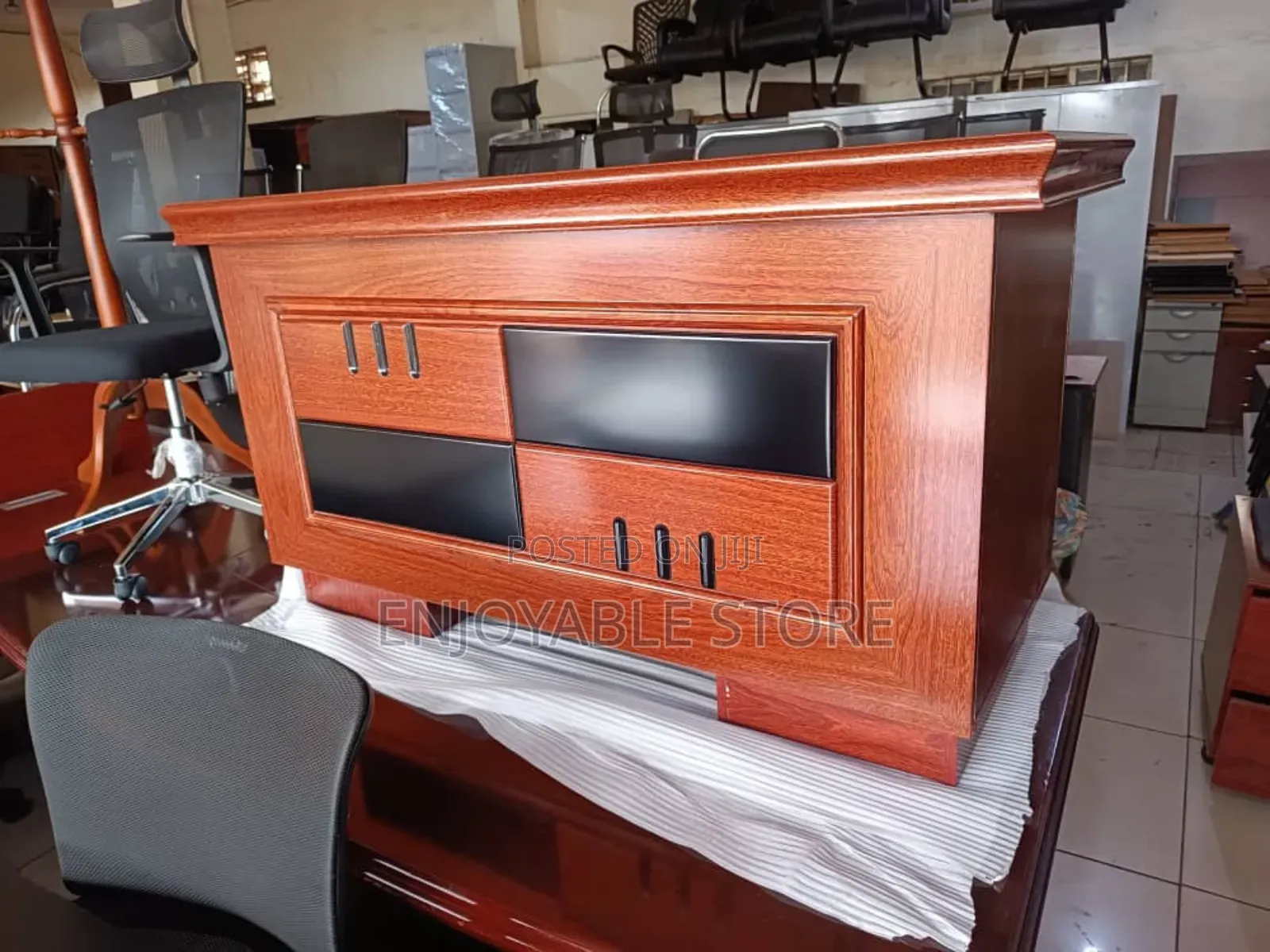Executive Office Desks Office Desks 1.4mtrs