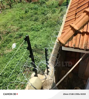 Electronic Fence With Voltage