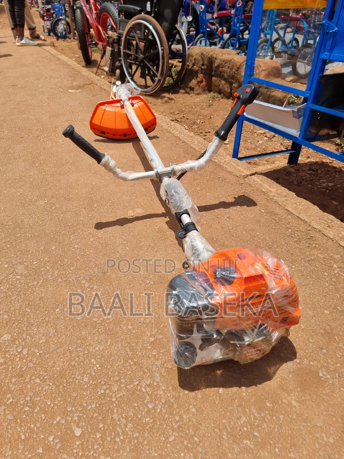 Effortless Grass Cutting Machine/Gasoline