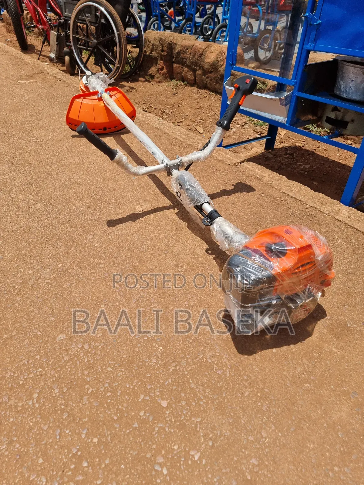 Effortless Grass Cutting Machine/Gasoline