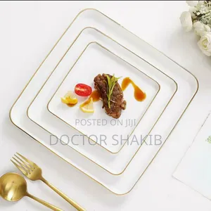 Luxurious 3pcs European-Style White Square Plates With a Golden Rim