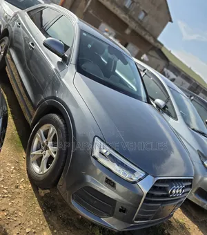Audi Q3 2.0 TFSI 220hp quattro sport 2016 Gray