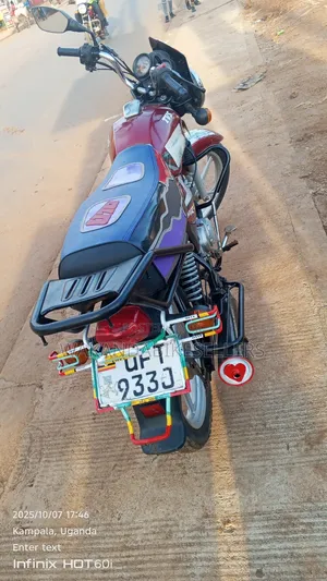 TVS HLX 125 2022 Red