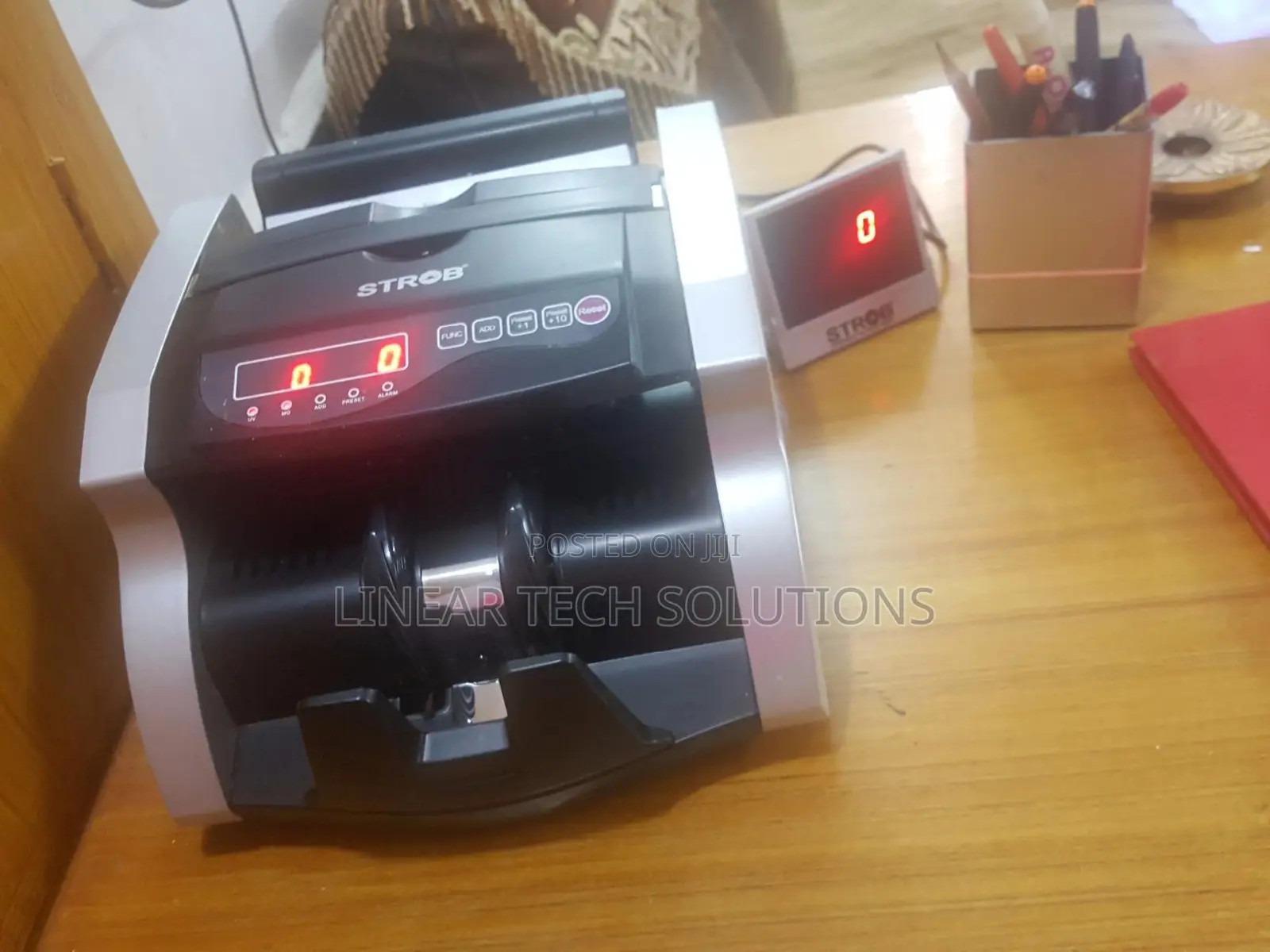 Bme Strob 5700 Note/Cash Counting Machine With Fake Note Detection.
