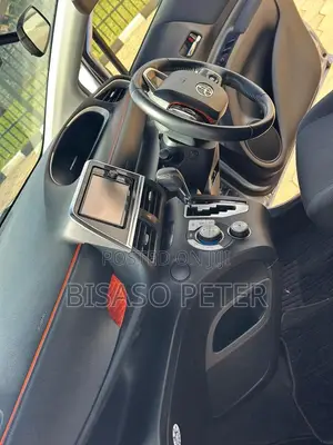 Toyota Sienta 1.5 AWD 2016 Silver
