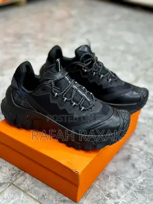 Original Black Under Armour Athletic Hiking Sneakers