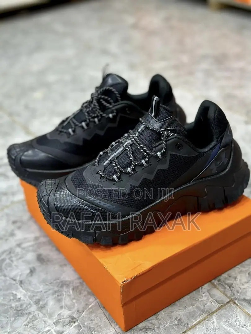 Original Black Under Armour Athletic Hiking Sneakers
